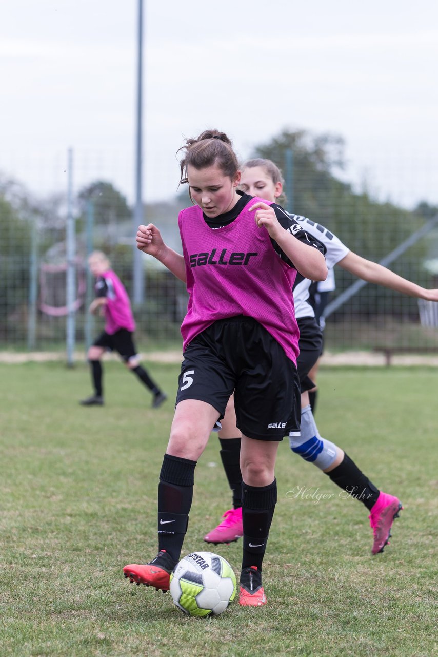 Bild 60 - Frauen Grossenasper SV - SV Steinhorst/Labenz : Ergebnis: 1:3